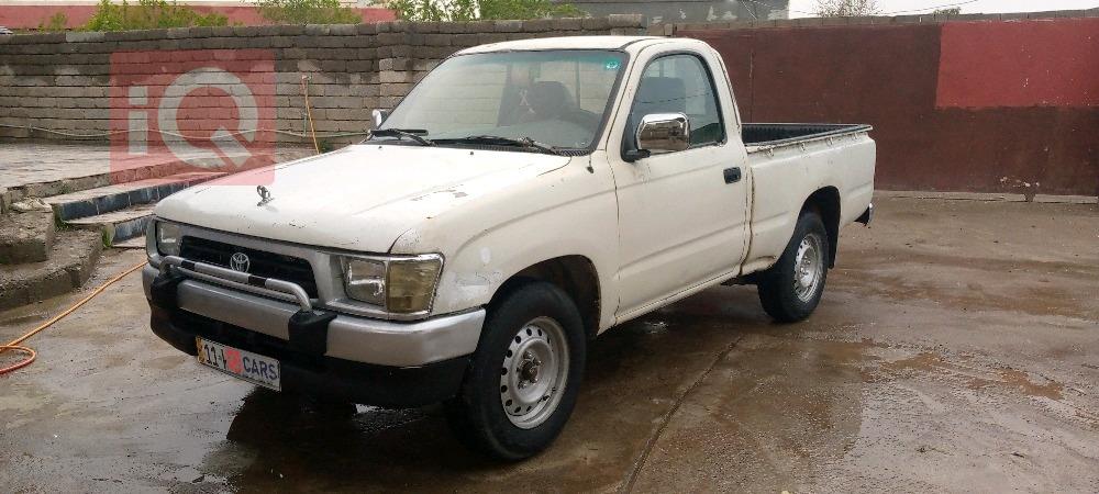 تويوتا هايلوكس